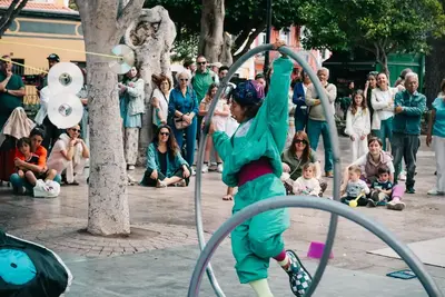 Momento del espectáculo familiar DjTami.